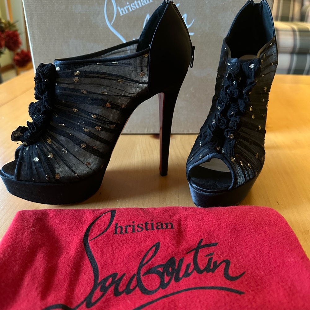 Christian Louboutin platform stilettos size EU36.5